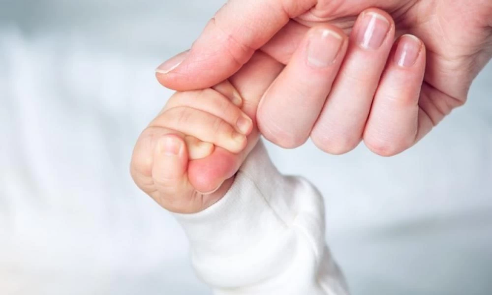 Ινδία: Γονείς εγκατέλειψαν βρέφος με κορονοϊό στο νοσοκομείο